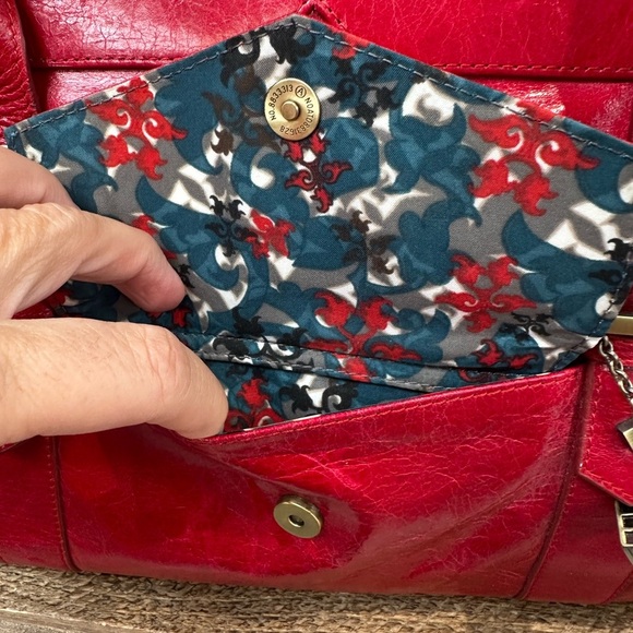 👜 Helen Welsh Red Leather Tote Shoulder Bag - Picture 9 of 12